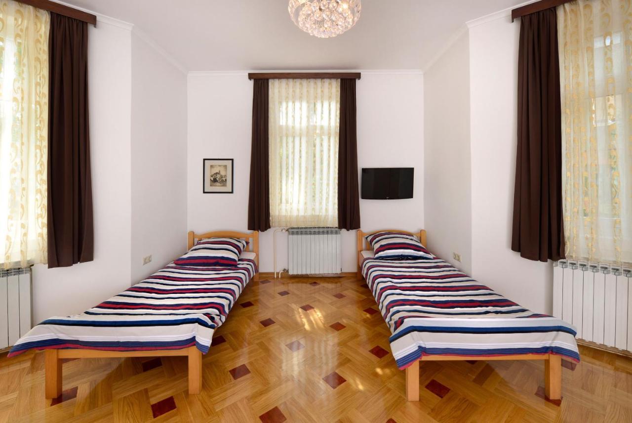 Vila Regina Rooms Karlovac Εξωτερικό φωτογραφία