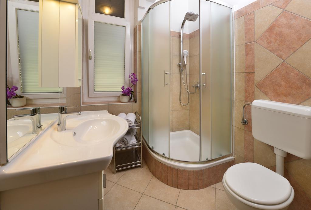 Vila Regina Rooms Karlovac Εξωτερικό φωτογραφία