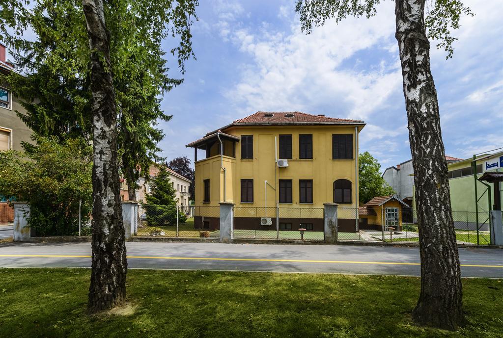 Vila Regina Rooms Karlovac Εξωτερικό φωτογραφία